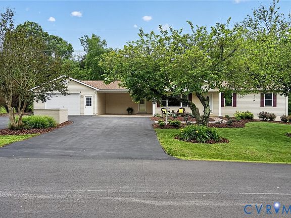 3rd image of 11732 Skylark Dr