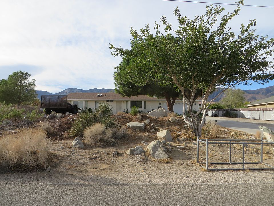 1st image of 32303 Sapphire Rd