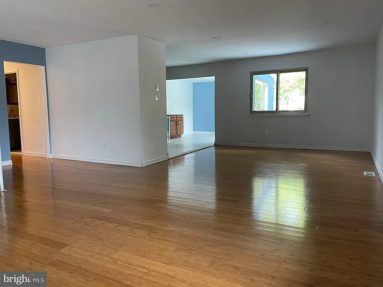802 Salem Ct — Photo 11