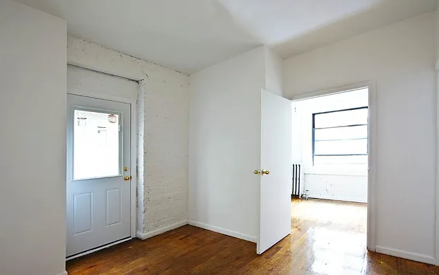 Rented by Crosstown Apartments NYC | media 34