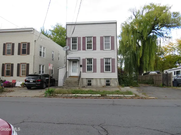 221 Livingston Avenue, Albany, NY 12210