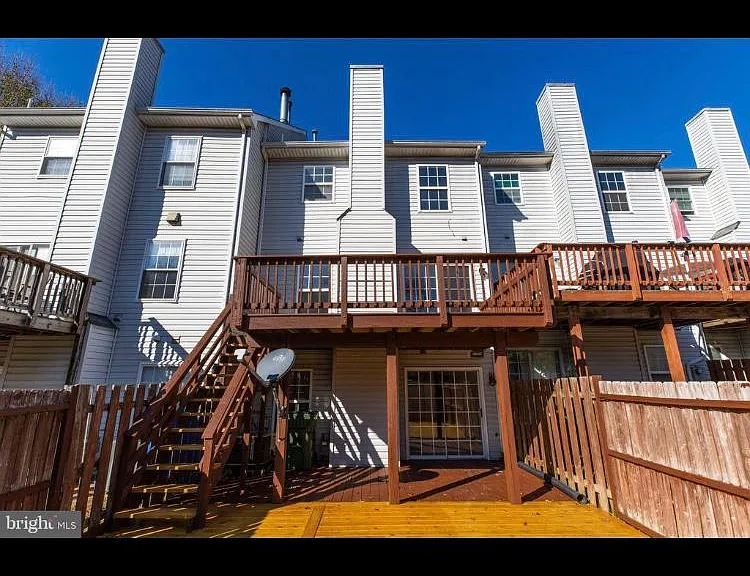 Stafford Glen Ct — Photo 1
