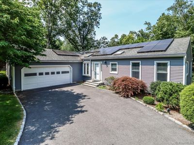 6 Big Buck Lane, Brookfield, CT, 06804