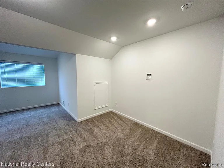 2778 Bristol Ridge Dr — Photo 18