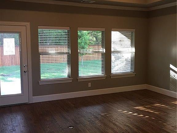 4th image of 3645 Rosewood Dr