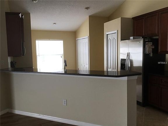 3rd image of 3730 Bellewater Blvd