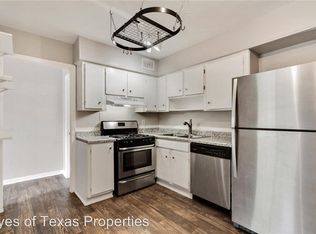 2802 Skyway Cir APT 102, Austin, TX 78704