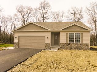 4972 Signature Cir, Austintown, OH