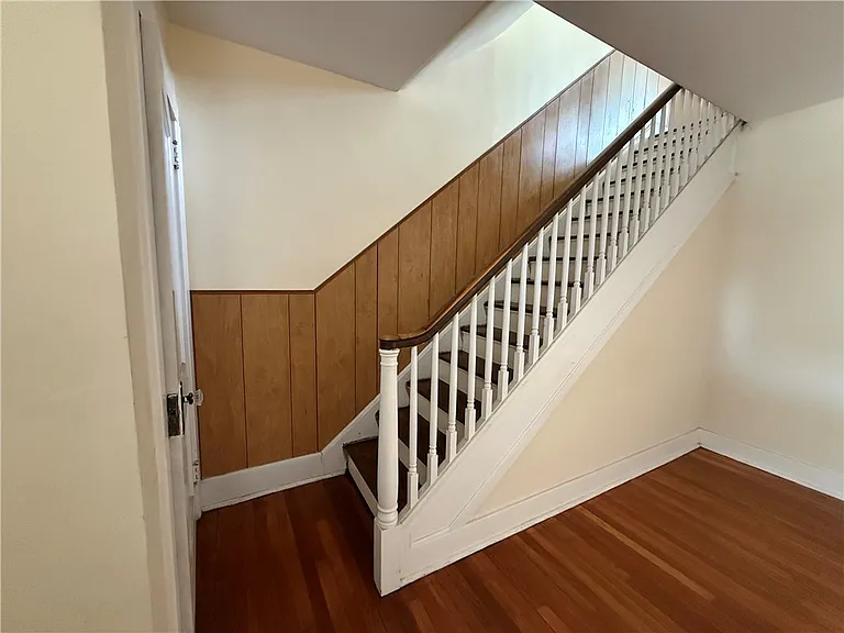 2332 Sherbrook St — Photo 21