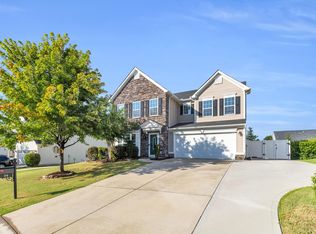 34 Barlow Ct, Simpsonville, SC 29681