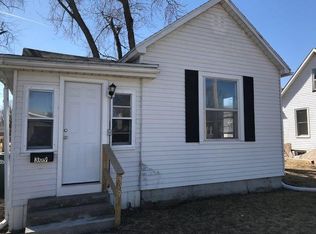 309 3rd Ave N, Clinton, IA 52732