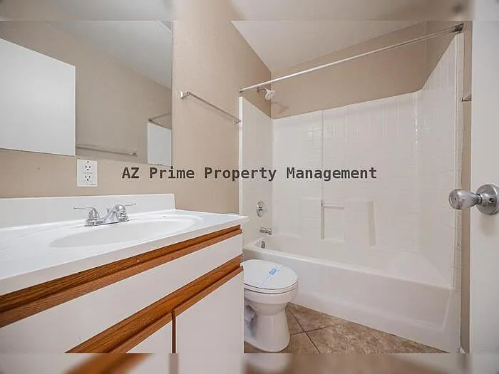 6413 W Elwood St — Photo 15