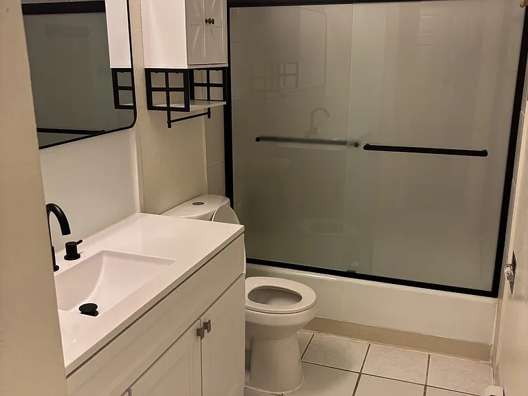 37 Douglas Ln #37 — Photo 8