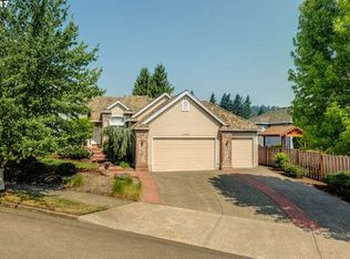 11455 SE Highland Loop, Clackamas, OR 97015