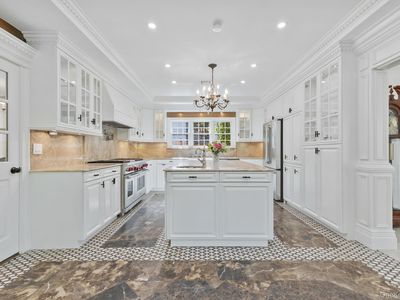 675 Quaker Road, Chappaqua, NY, 10514