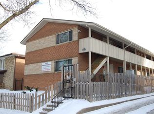 822 N 25th St, Milwaukee, WI 53233