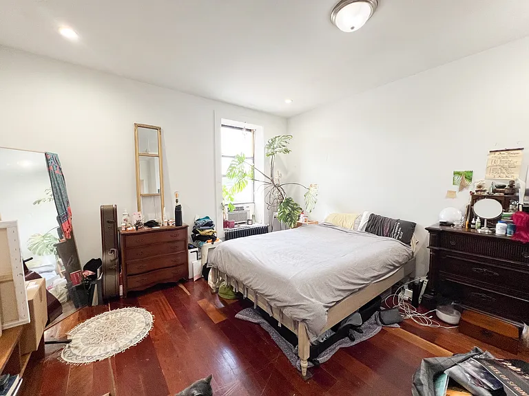 50 Granite St #2L — Photo 12