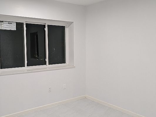 3rd image of 5105 Junction Blvd #2B