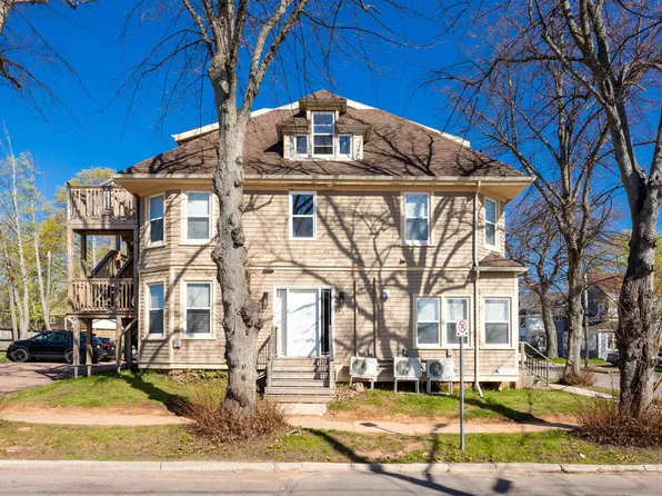85 Edward St, Charlottetown, PE C1A 5E3