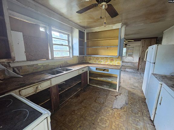 5th image of 461 Allen Dr