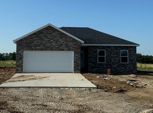 5475 S 250th Rd, Buffalo, MO 65622