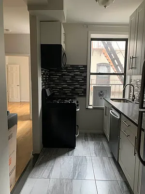 Rented by Voro, LLC | media 3