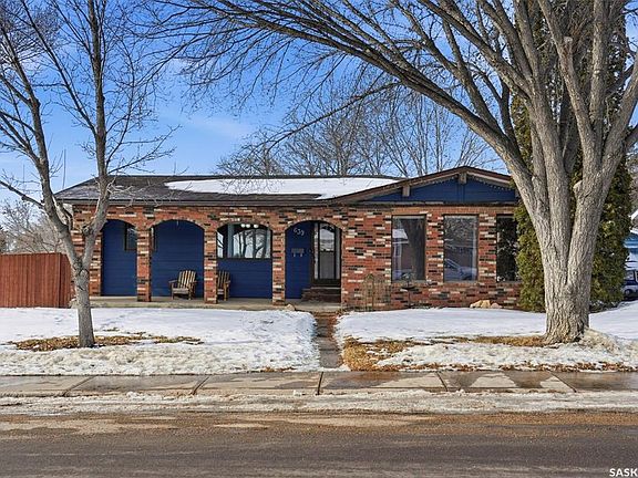 2nd image of 639 Wardlow ROAD