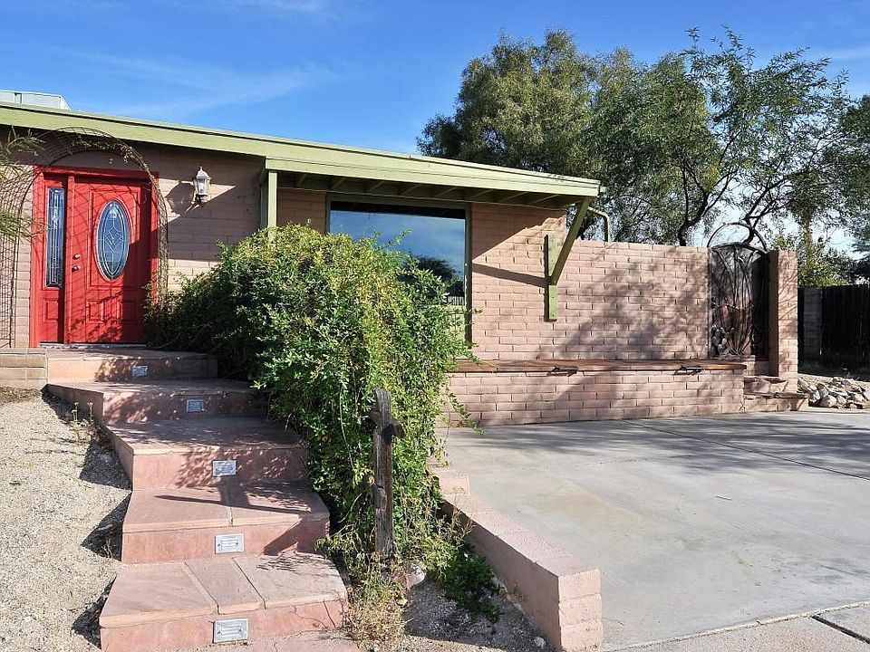 1st image of 2545 S Kevin Dr