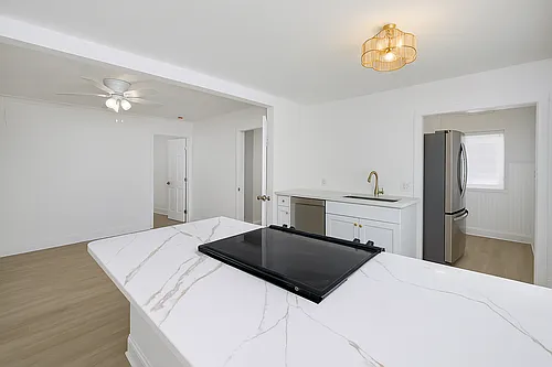 618 7th Ave N #1 Photo 1