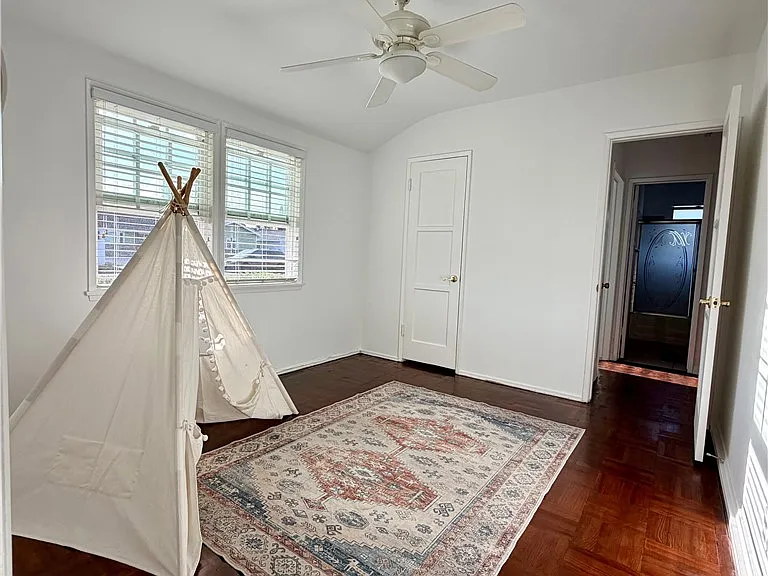 7002 Aura Ave — Photo 42