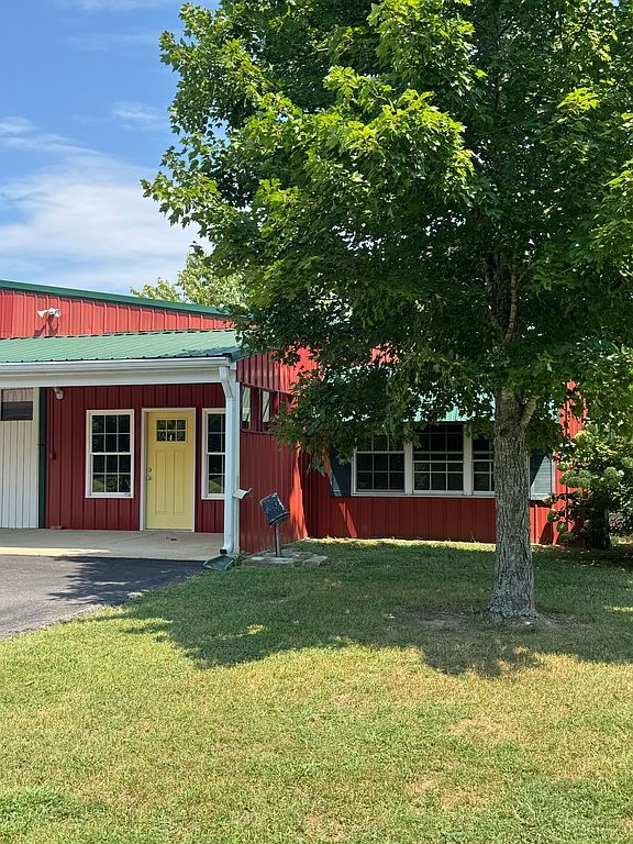 2347 Gideon Rd - Property Image