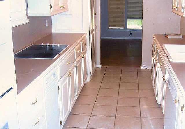 2nd image of 602 Greenlea Chase W #O