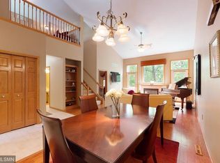 1426 McAndrews Rd E, Burnsville, MN 55337