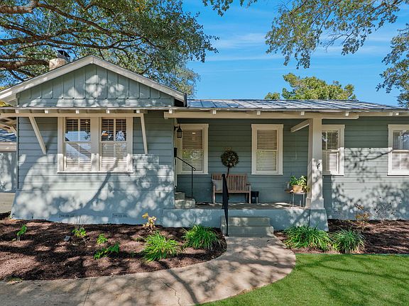 2nd image of 227 Halcyon Pl