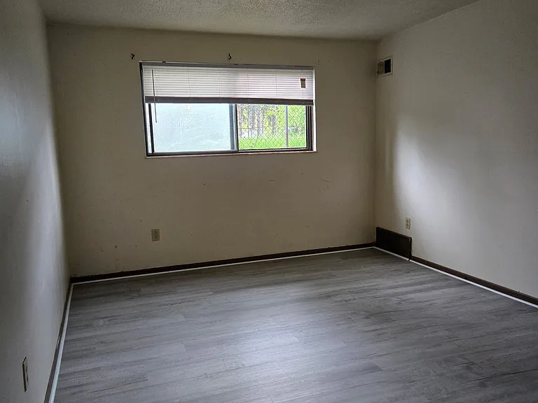 2061 Tremainsville Rd #6 — Photo 3