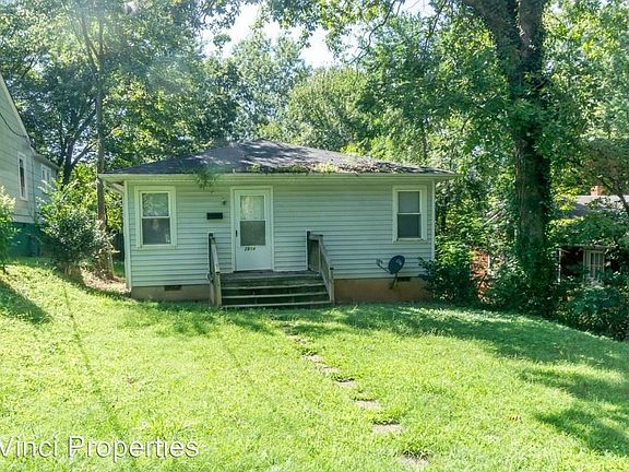 2nd image of 2914 Patria St