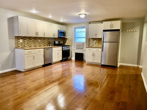 277 Manhattan Ave #2
