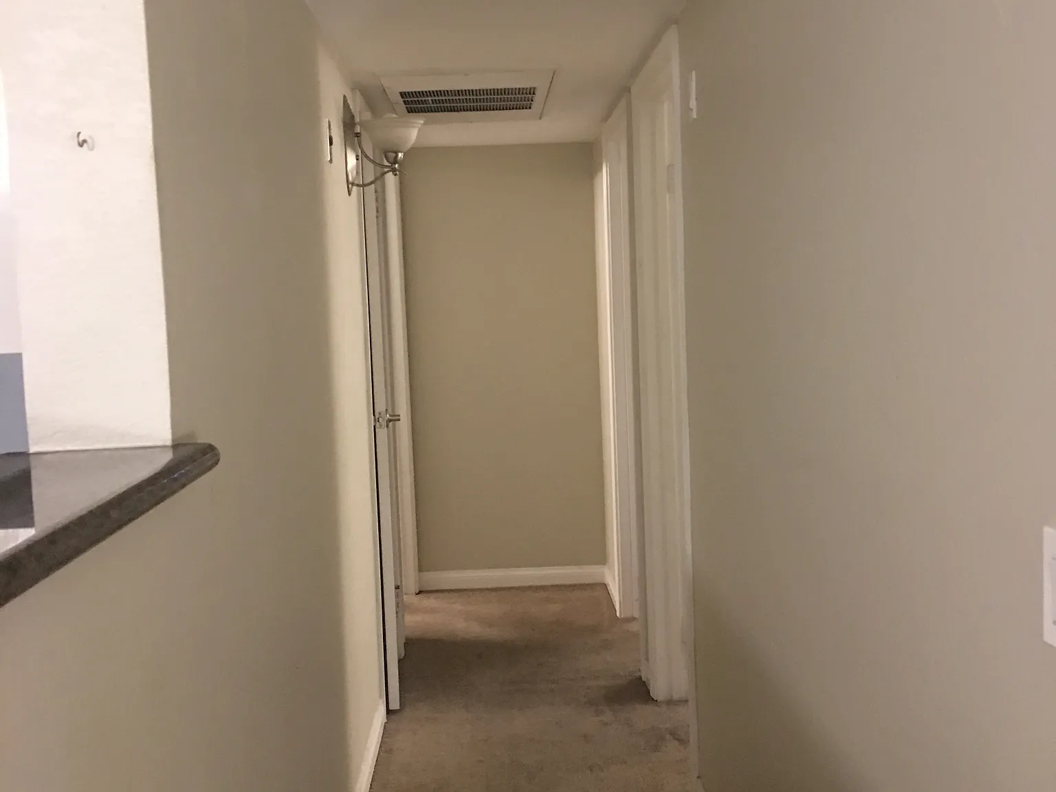 2 bed, 906 sqft, $2,500 — Photo 4