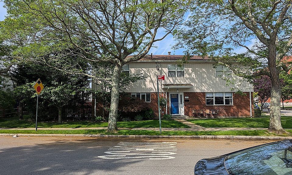1st image of 473 Beach 6 St