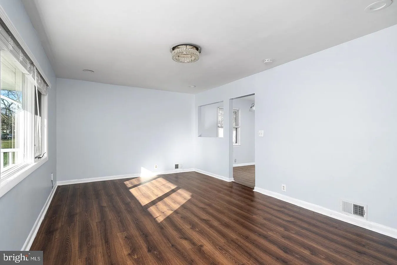 3 bed, 1496 sqft, $3,500 — Photo 1