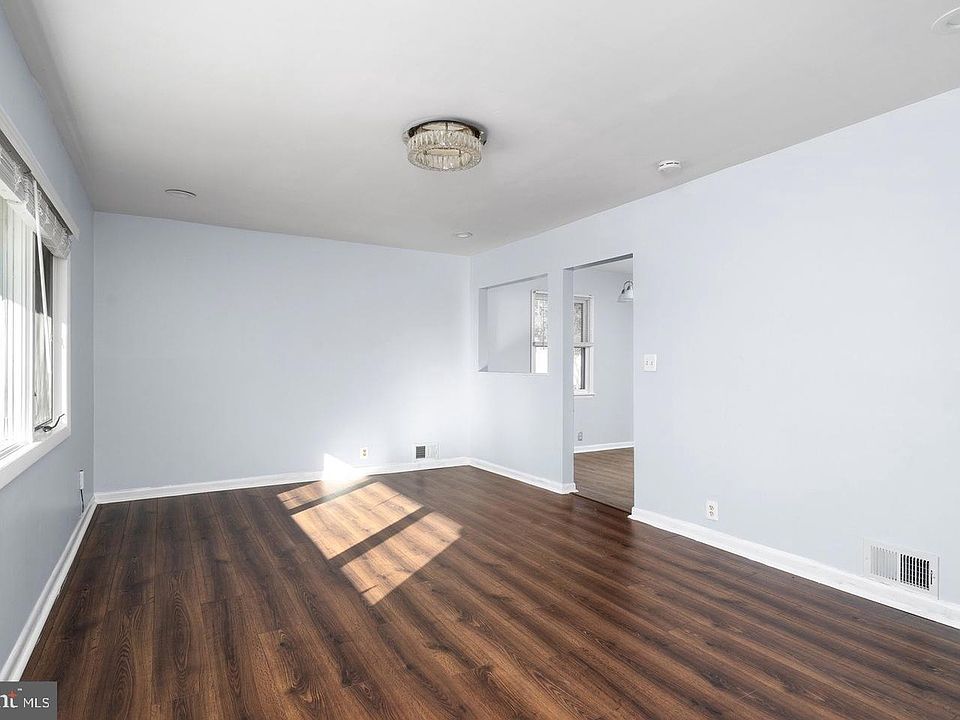 1st image of 4312 Nottingham Way