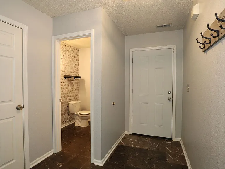15320 Fawn Meadow Dr — Photo 2