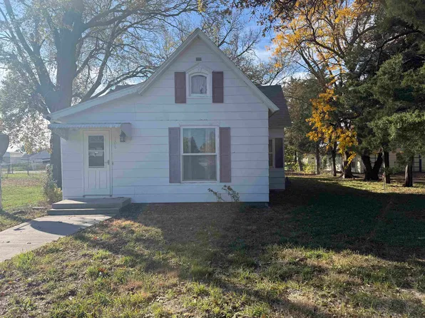 308 N Lincoln Ave, Hershey, NE 69143