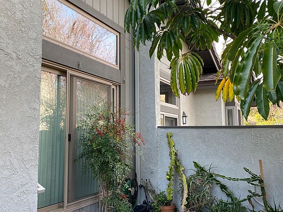 Private front yard
