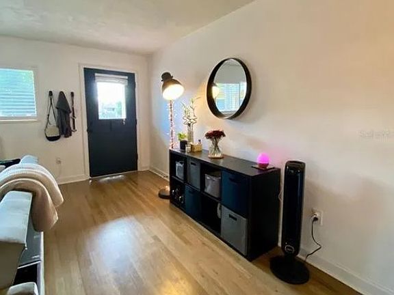 3rd image of 320 Lakeview St APT 218