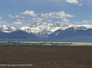 4 Boundless Sky Dr, Tetonia, ID 83452