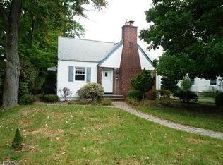 95 Darlington Ave, Ramsey, NJ 07446