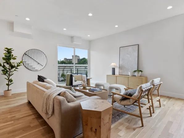 4330 Dickason Ave #201, Dallas, TX 75219