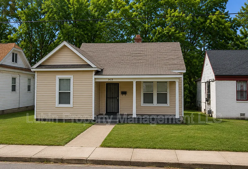 3428 Vernon Ave