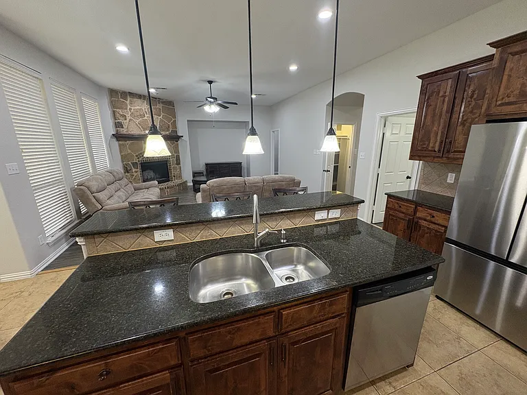 1006 Knoxbridge Rd — Photo 6